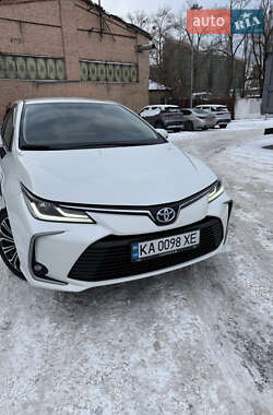 Седан Toyota Corolla 2020 в Києві