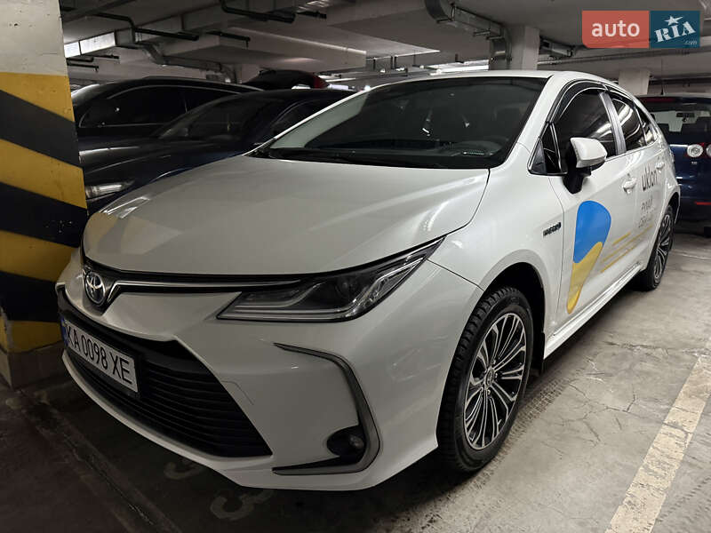 Седан Toyota Corolla 2020 в Києві