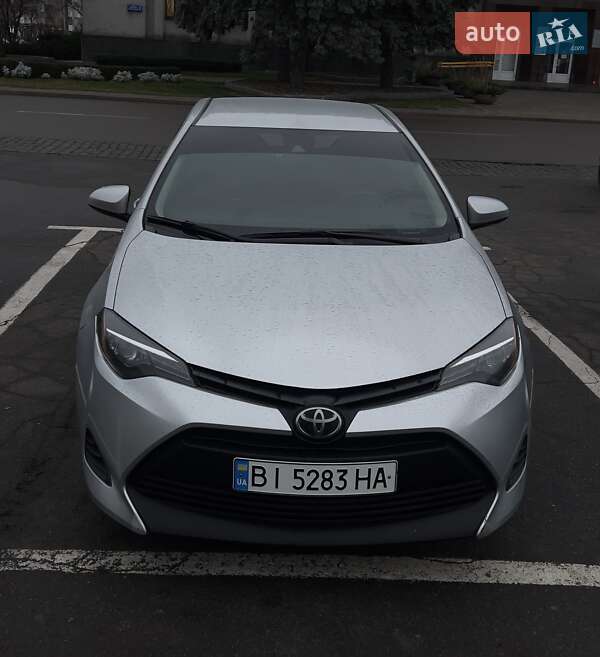 Седан Toyota Corolla 2017 в Кременчуге фото Седан Toyota Corolla 2017 в Кременчуге