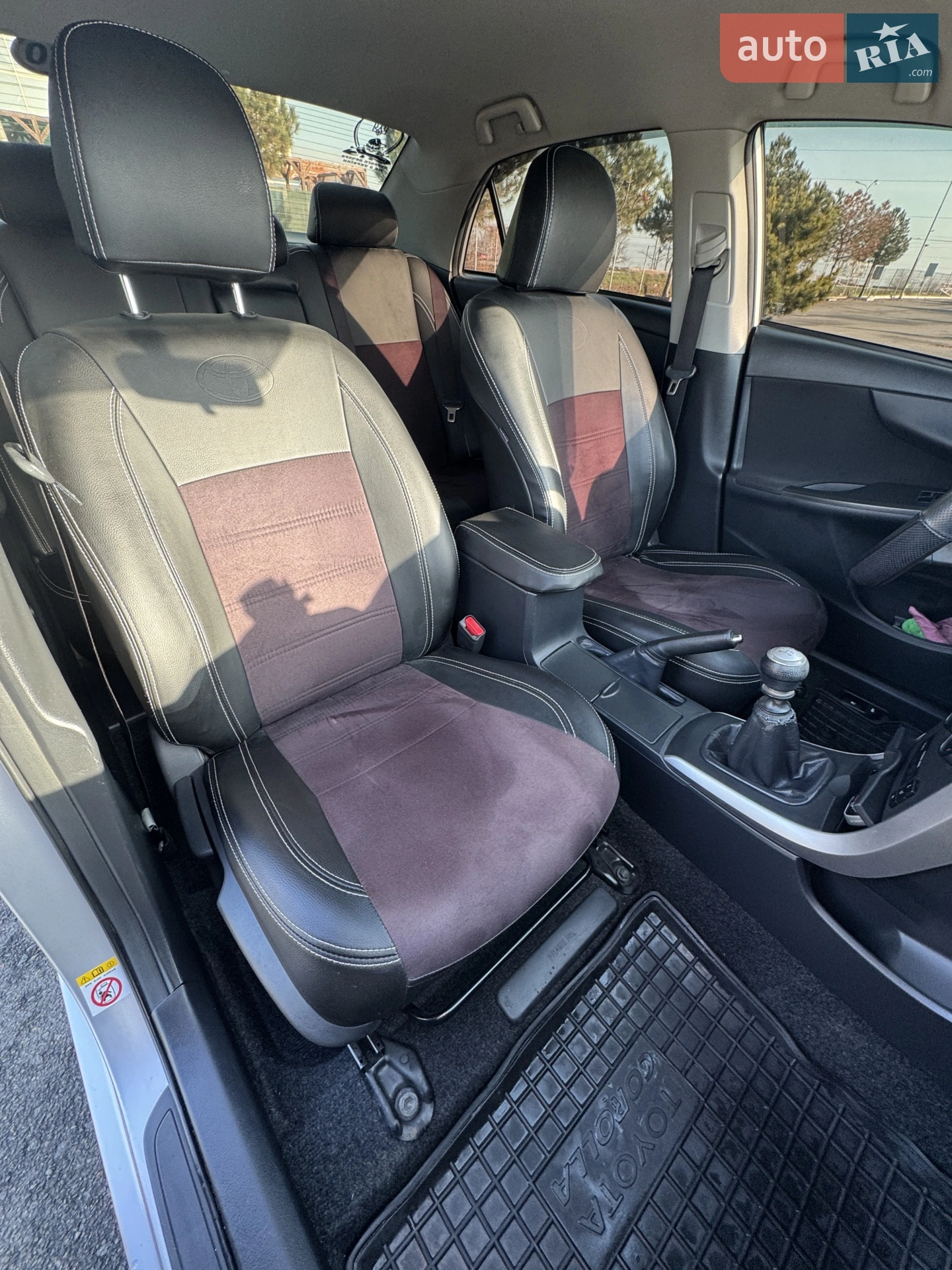2012 Toyota Corolla - мініатюра 8