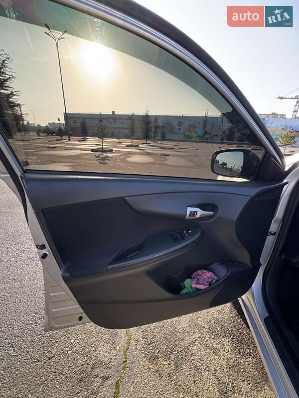 Седан Toyota Corolla 2012 в Одессе фото 14 Седан Toyota Corolla 2012 в Одессе