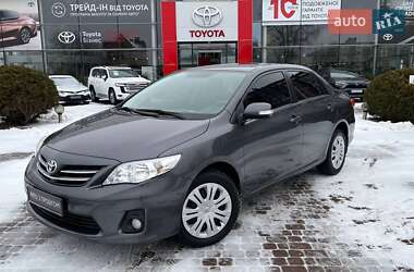 Седан Toyota Corolla 2012 в Хмельницком