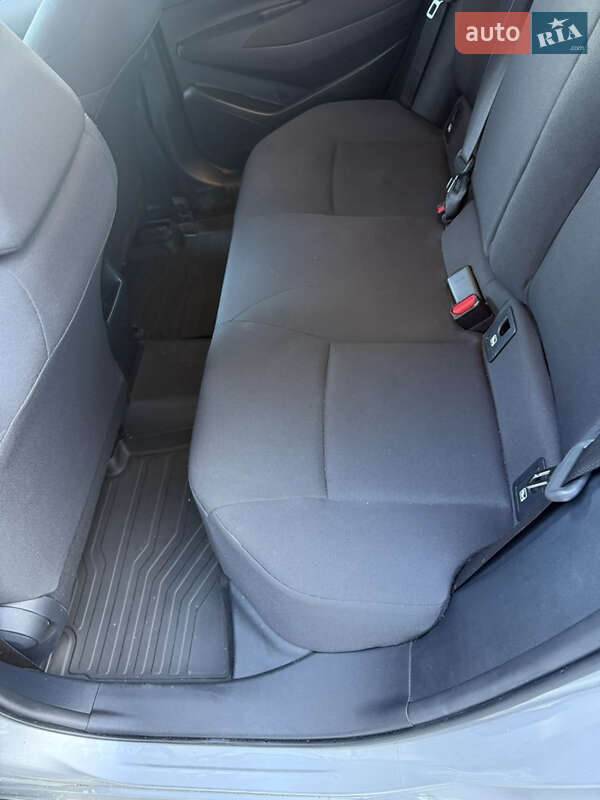 Седан Toyota Corolla 2020 в Києві