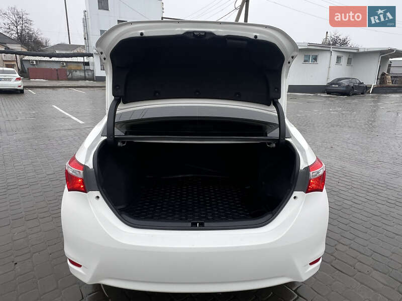 Седан Toyota Corolla 2016 в Кременчуге фото 21 Седан Toyota Corolla 2016 в Кременчуге