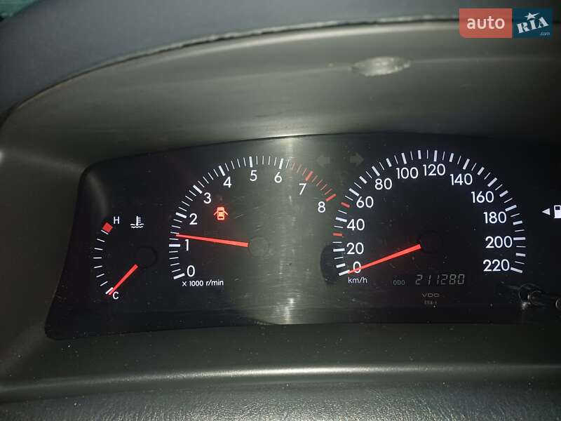 Хэтчбек Toyota Corolla 2005 в Жовкве