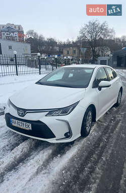 Седан Toyota Corolla 2019 в Харькове