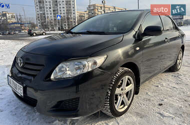Седан Toyota Corolla 2009 в Києві