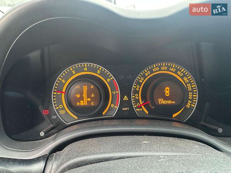 Седан Toyota Corolla 2009 в Львове