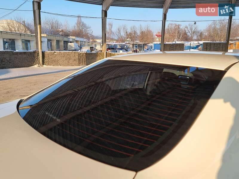 Седан Toyota Corolla 2011 в Виннице