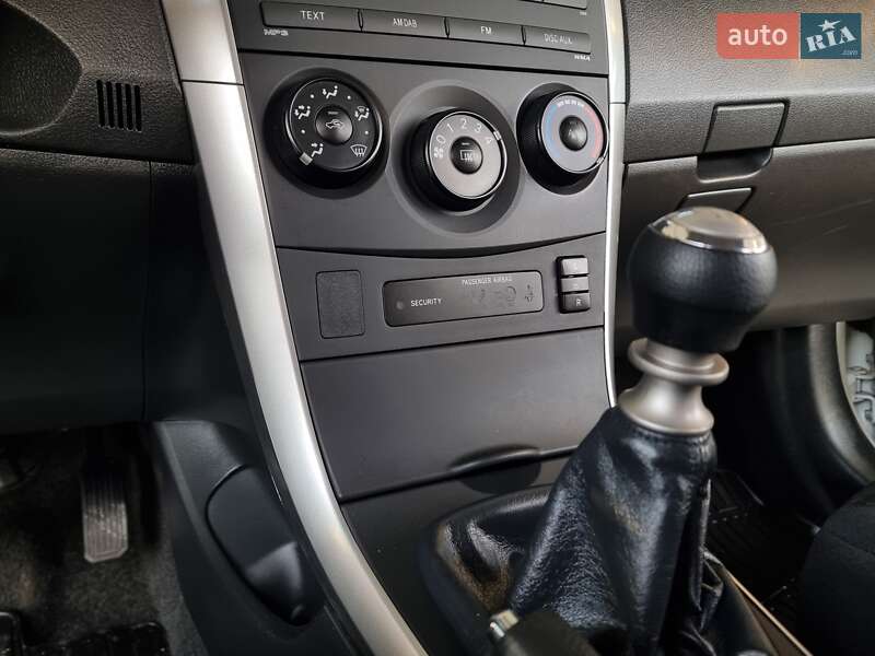 Седан Toyota Corolla 2011 в Виннице