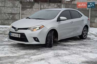 Седан Toyota Corolla 2015 в Днепре