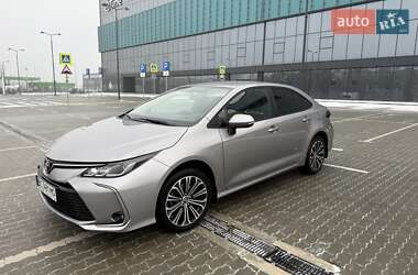 Седан Toyota Corolla 2020 в Львові