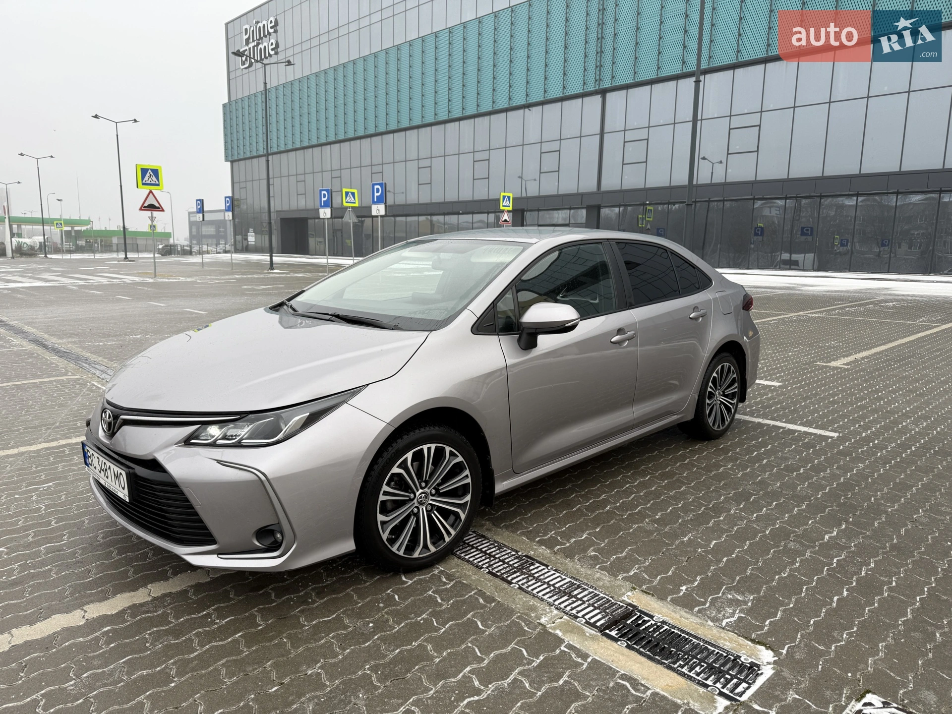 2020 Toyota Corolla - фото 1