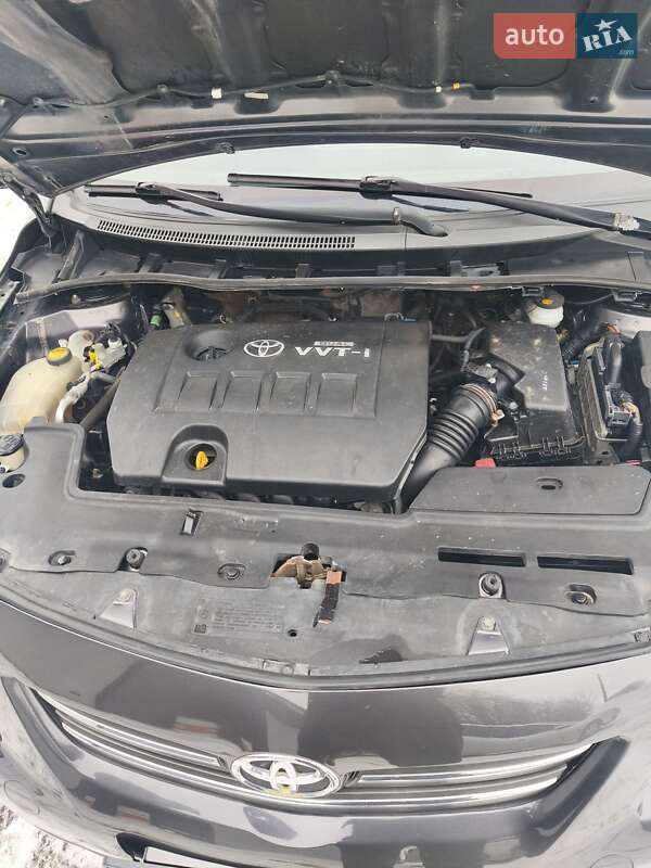 Седан Toyota Corolla 2007 в Гайсине