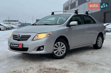 Седан Toyota Corolla 2008 в Львові