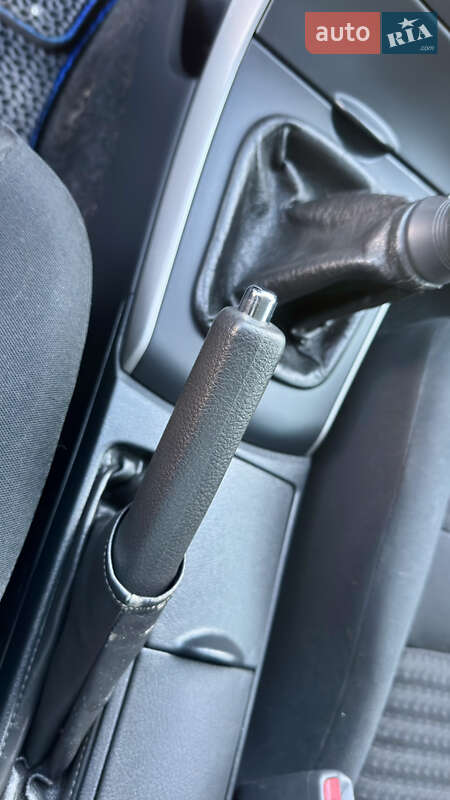 Седан Toyota Corolla 2008 в Кременчуге