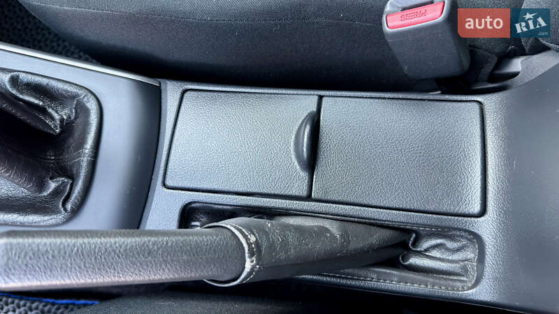 Седан Toyota Corolla 2008 в Кременчуге