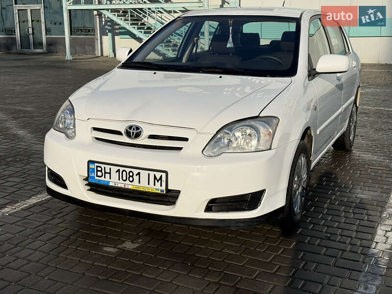 Хэтчбек Toyota Corolla 2005 в Одессе