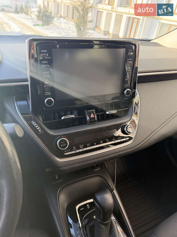 Седан Toyota Corolla 2019 в Буче