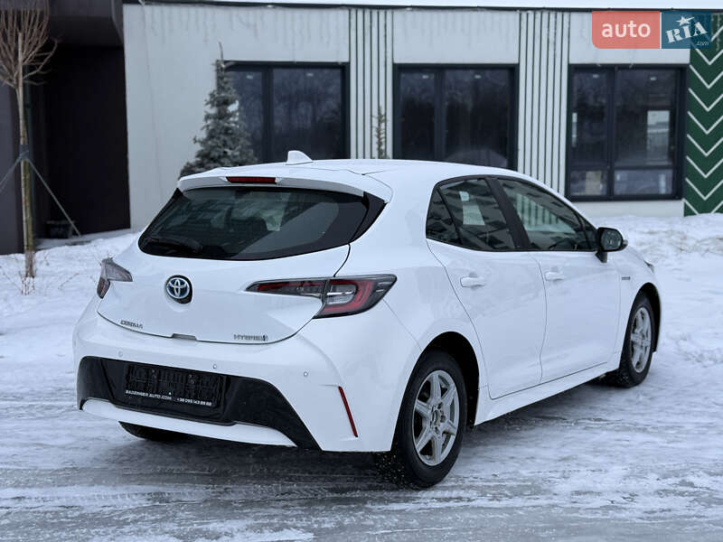 Хэтчбек Toyota Corolla 2021 в Городке