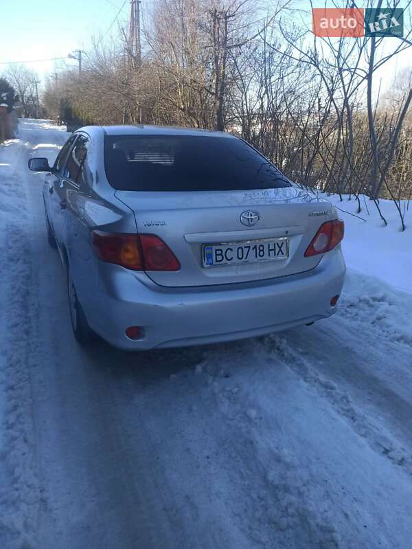 Седан Toyota Corolla 2007 в Львове