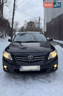 Седан Toyota Corolla 2008 в Києві