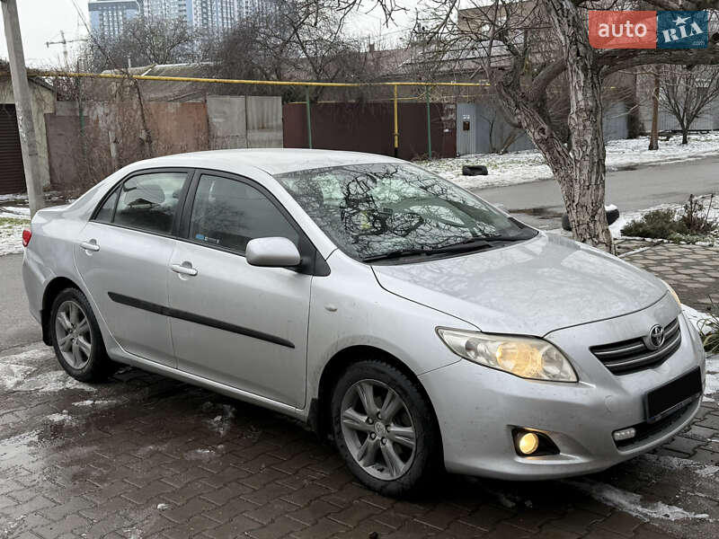 Седан Toyota Corolla 2009 в Одессе