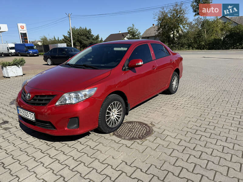 Седан Toyota Corolla 2012 в Львове фото 2 Седан Toyota Corolla 2012 в Львове