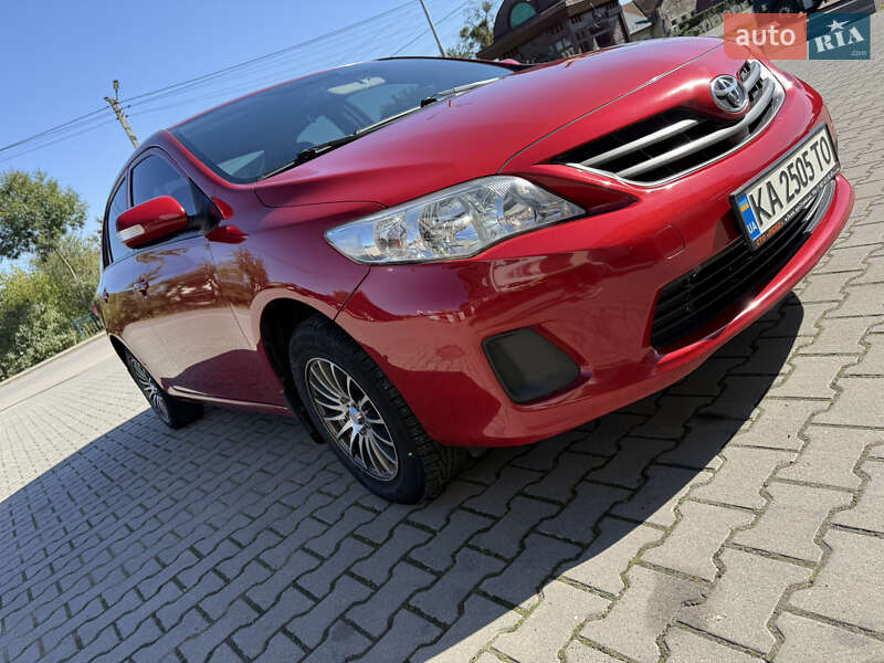 Седан Toyota Corolla 2012 в Львове фото 32 Седан Toyota Corolla 2012 в Львове