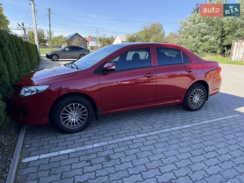 Седан Toyota Corolla 2012 в Львове фото 34 Седан Toyota Corolla 2012 в Львове