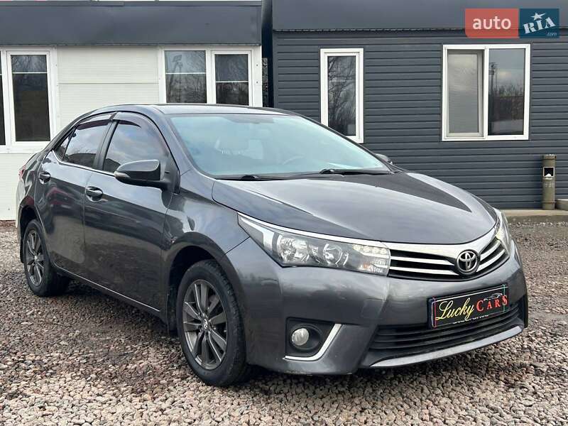 Седан Toyota Corolla 2016 в Одессе
