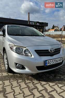 Седан Toyota Corolla 2008 в Иршаве