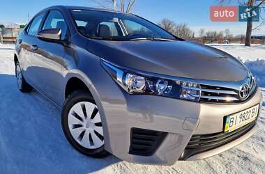 Седан Toyota Corolla 2013 в Кременчуге