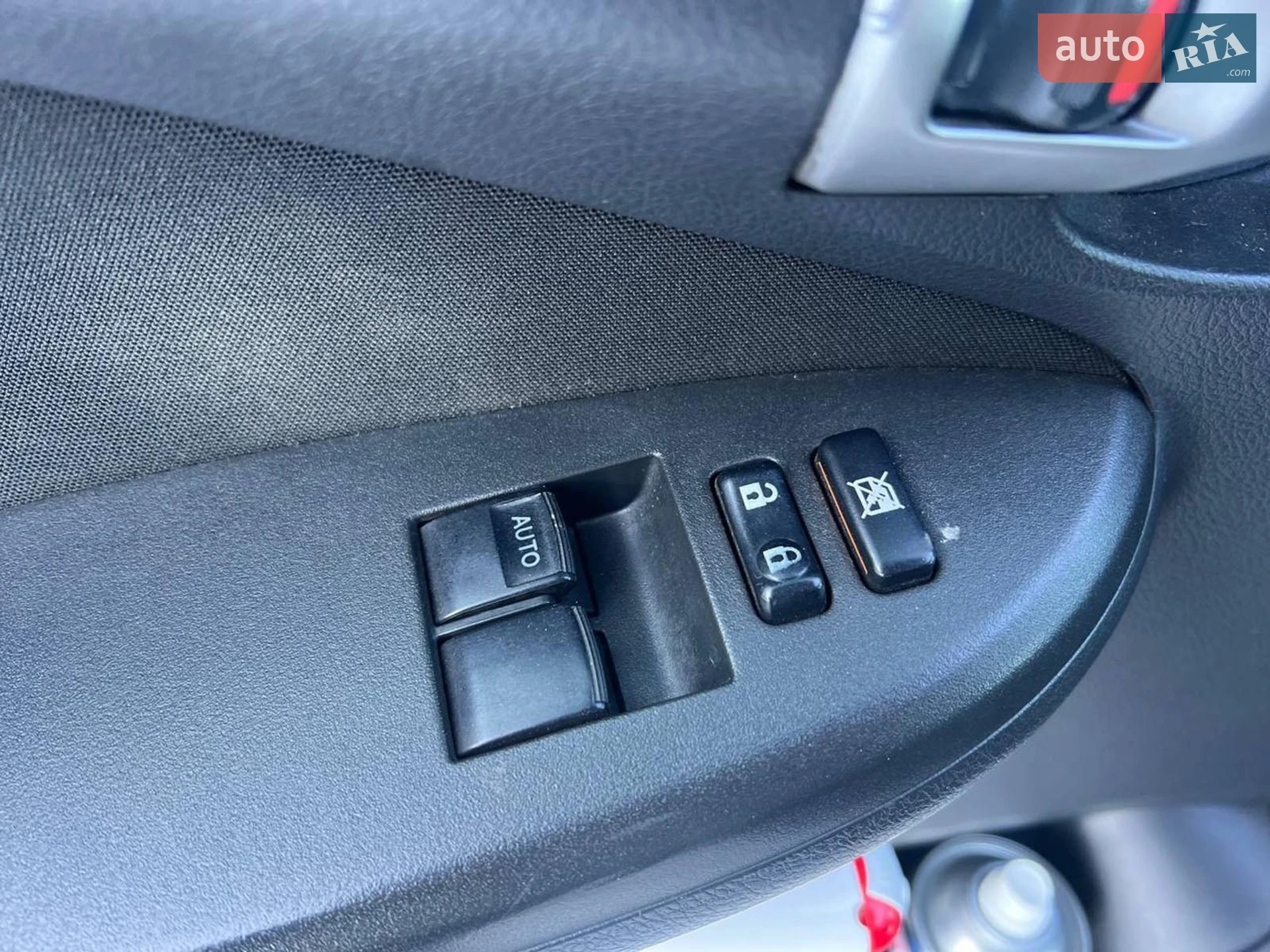 2011 Toyota Corolla - мініатюра 16