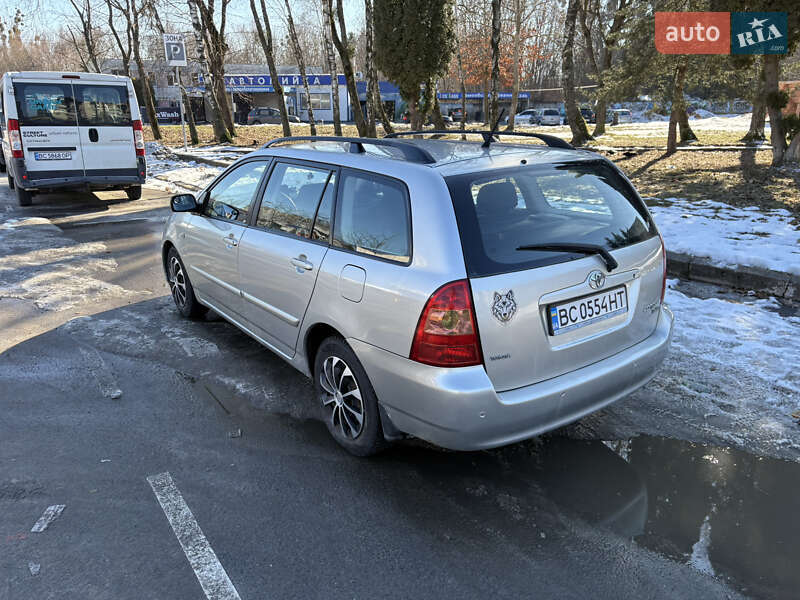 Универсал Toyota Corolla 2004 в Львове