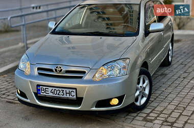 Хэтчбек Toyota Corolla 2006 в Николаеве