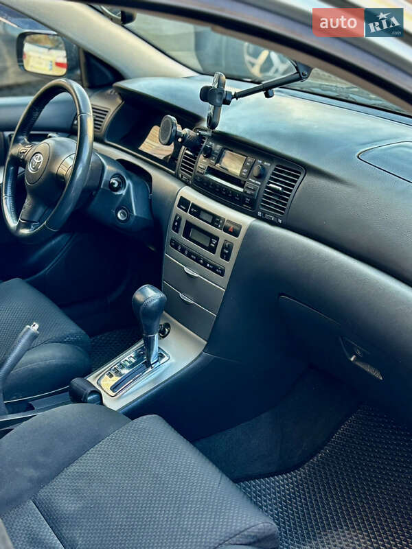 Хетчбек Toyota Corolla 2006 в Миколаєві фото 9 Хетчбек Toyota Corolla 2006 в Миколаєві
