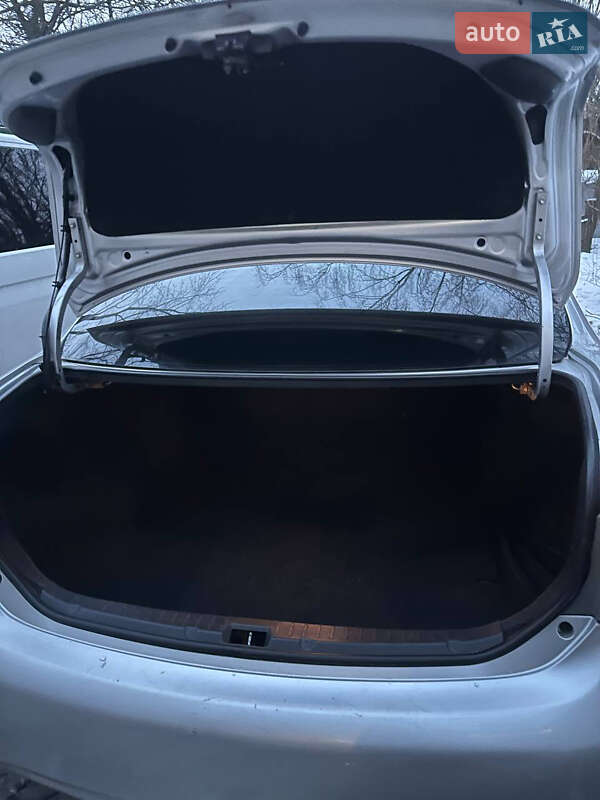 Седан Toyota Corolla 2008 в Тернополе