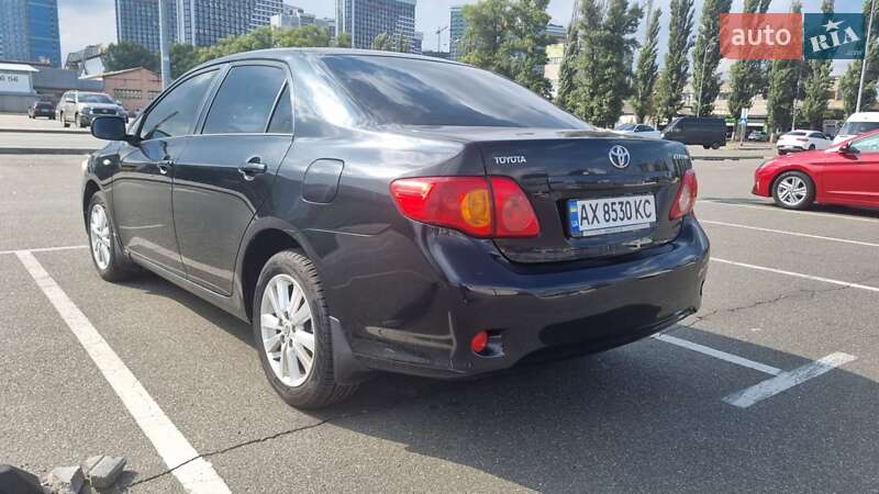 Седан Toyota Corolla 2007 в Киеве