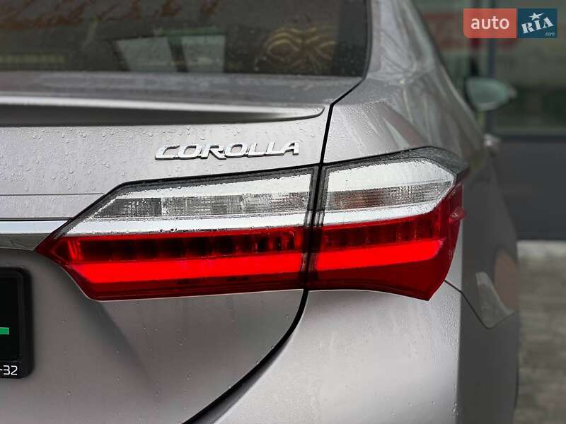 Седан Toyota Corolla 2017 в Киеве фото 14 Седан Toyota Corolla 2017 в Киеве