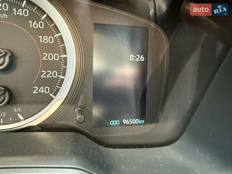 Седан Toyota Corolla 2019 в Киеве