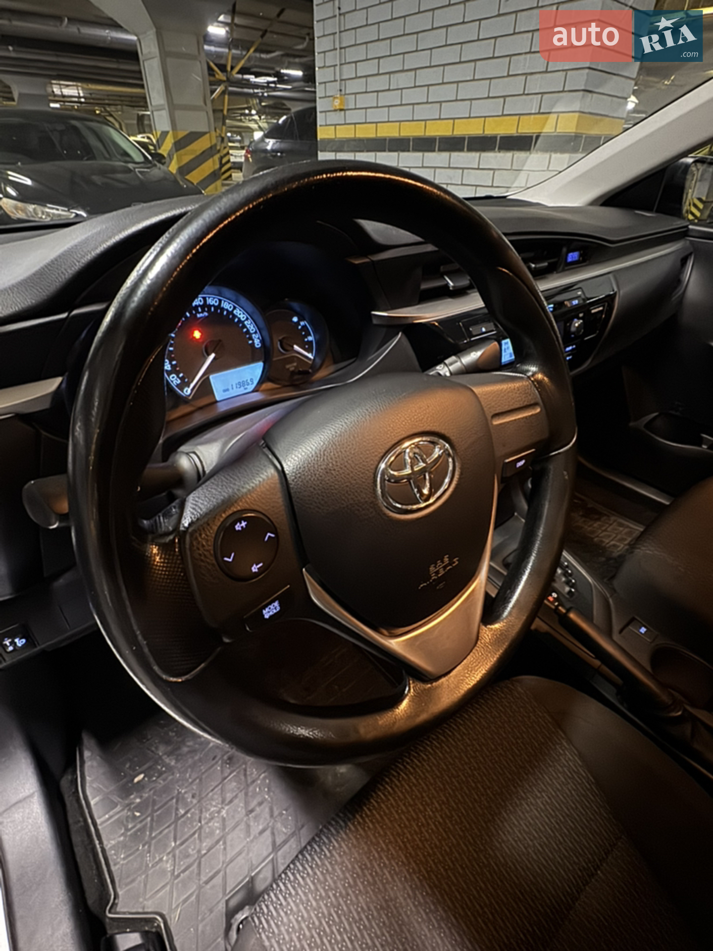 2014 Toyota Corolla - мініатюра 11