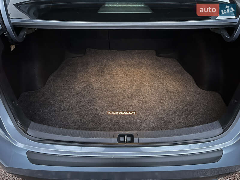 Седан Toyota Corolla 2019 в Броварах