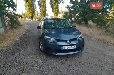 Седан Toyota Corolla 2015 в Одесі