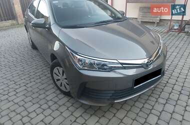 Седан Toyota Corolla 2016 в Луцке