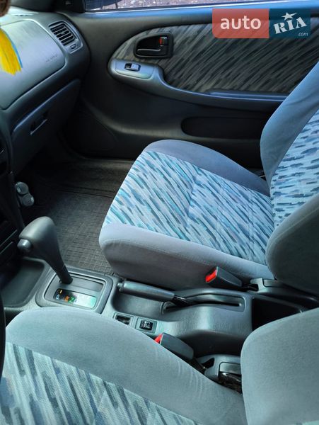 Хэтчбек Toyota Corolla 1996 в Киеве