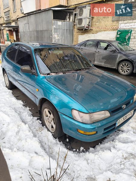 Хэтчбек Toyota Corolla 1996 в Киеве