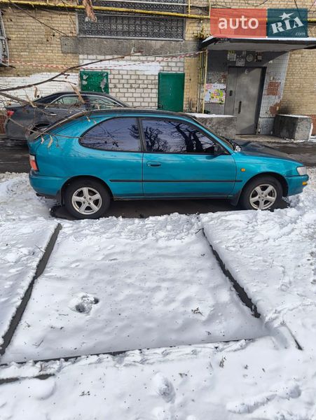 Хэтчбек Toyota Corolla 1996 в Киеве