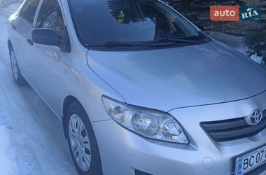 Седан Toyota Corolla 2007 в Львове