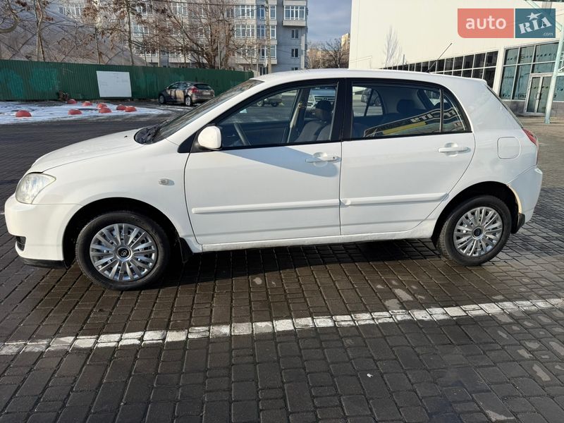Хетчбек Toyota Corolla 2005 в Одесі